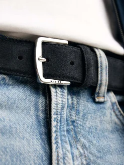 Heren Nubikk James Belt Donkerblauw Suède Riem Voor Heren